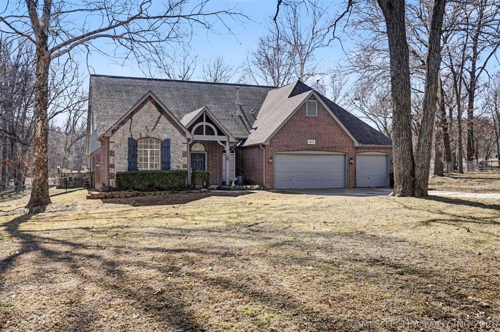 28310 E 6th Place, Catoosa, OK 74015