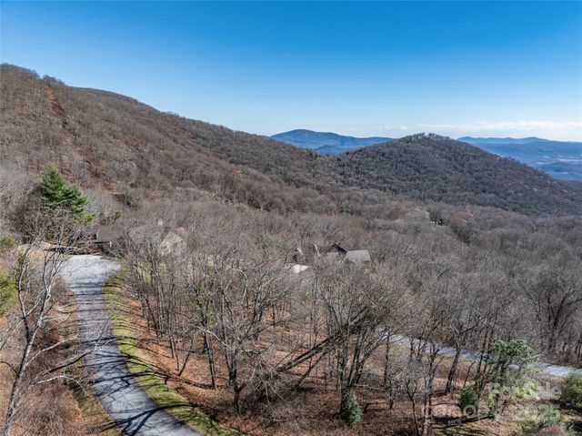 416 Summerset Drive 83, Hendersonville, NC 28792