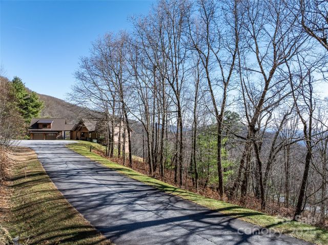 416 Summerset Drive 83, Hendersonville, NC 28792