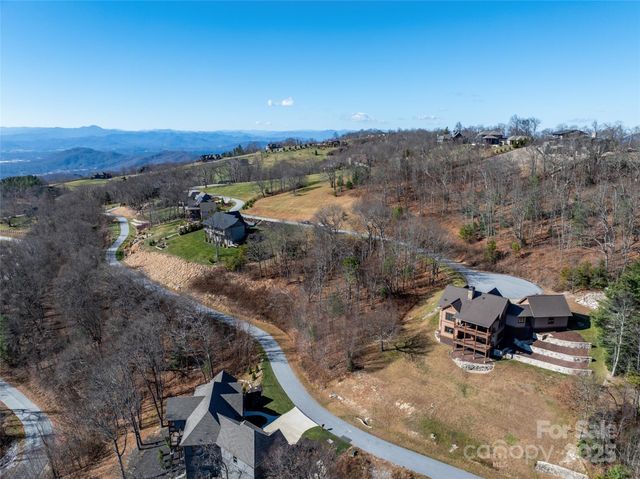 416 Summerset Drive 83, Hendersonville, NC 28792