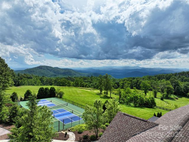 416 Summerset Drive 83, Hendersonville, NC 28792