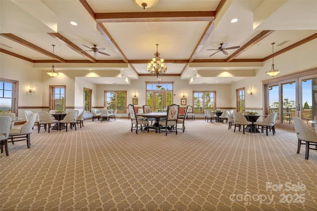 416 Summerset Drive 83, Hendersonville, NC 28792