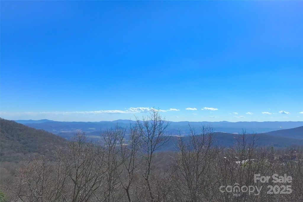 416 Summerset Drive 83, Hendersonville, NC 28792