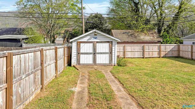 709 NW Alabama Avenue NW, Fort Payne, AL 35967