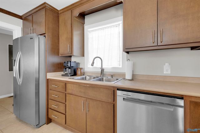 709 NW Alabama Avenue NW, Fort Payne, AL 35967