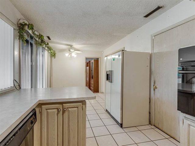 2609 SW 63rd Place, Oklahoma City, OK 73159