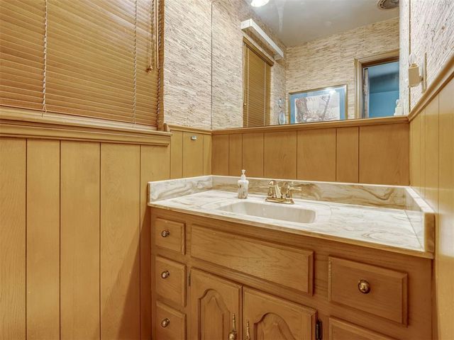 2609 SW 63rd Place, Oklahoma City, OK 73159