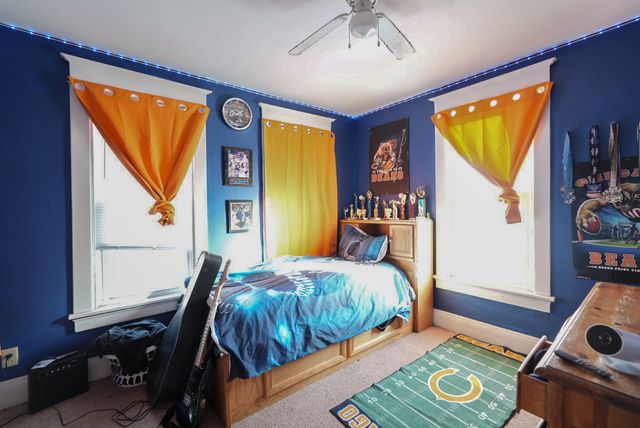 2214 Grand Avenue, Davenport, IA 52803