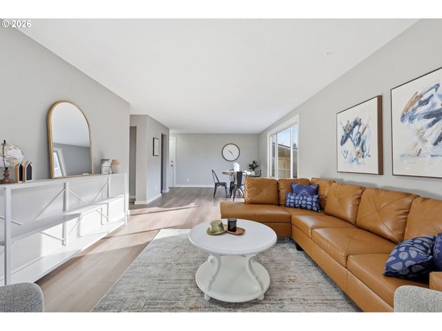 520 GEARY St, Albany, OR 97321