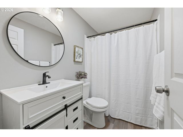 520 GEARY St, Albany, OR 97321