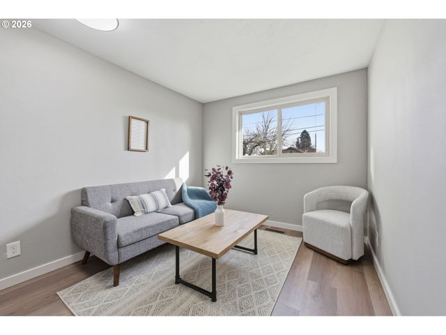 520 GEARY St, Albany, OR 97321