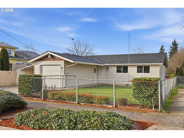 520 GEARY St, Albany, OR 97321