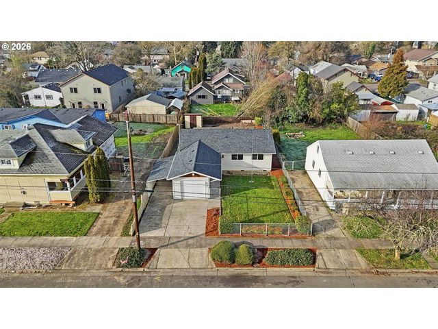 520 GEARY St, Albany, OR 97321