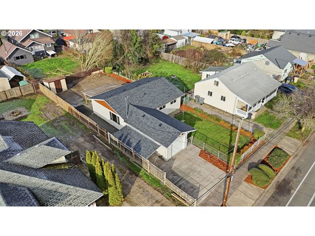 520 GEARY St, Albany, OR 97321