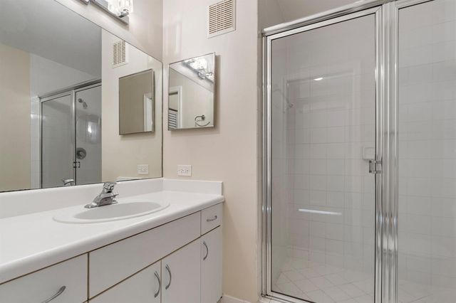 4828 N State Road 7 8306, Coconut Creek, FL 33073