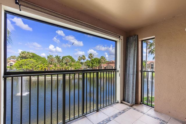 4828 N State Road 7 8306, Coconut Creek, FL 33073
