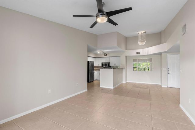 4828 N State Road 7 8306, Coconut Creek, FL 33073