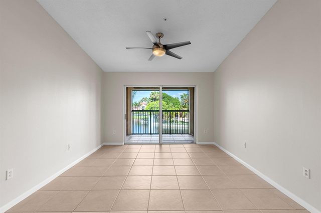 4828 N State Road 7 8306, Coconut Creek, FL 33073