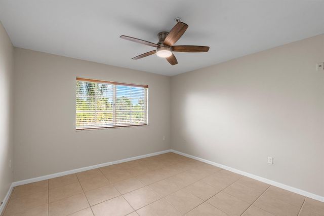 4828 N State Road 7 8306, Coconut Creek, FL 33073