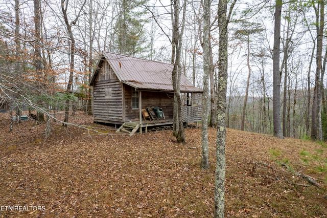 1855 Catoosa Rd, Wartburg, TN 37887