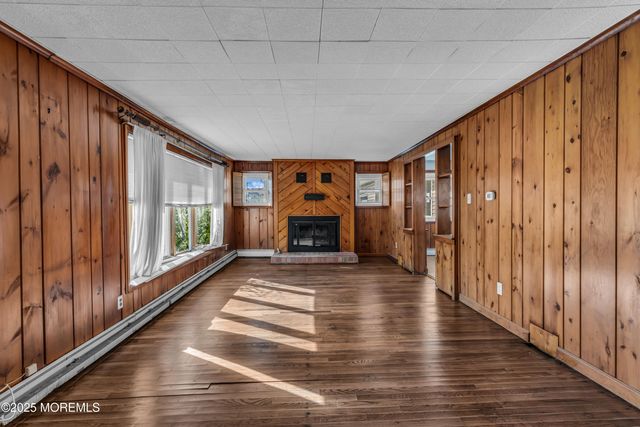 346 Silver Bay Road, Toms River, NJ 08753