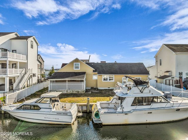 346 Silver Bay Road, Toms River, NJ 08753