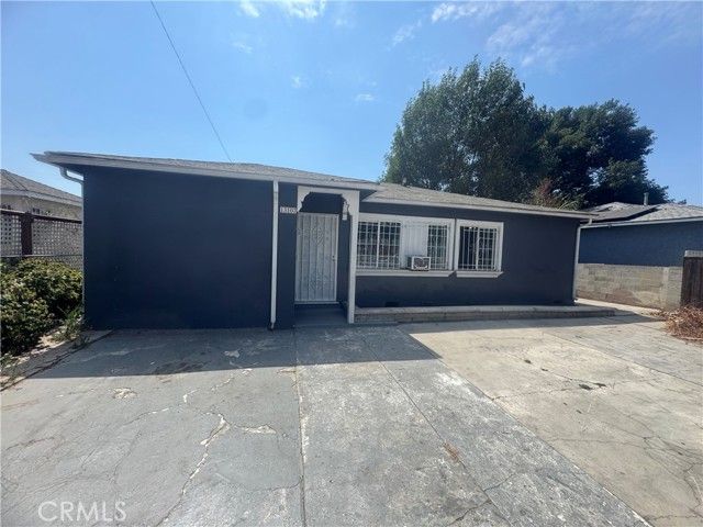 13107 Jarvis, Los Angeles, CA 90061