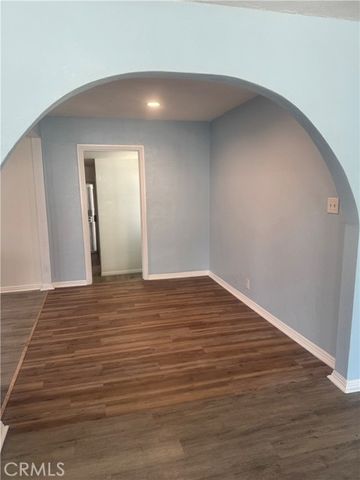 13107 Jarvis, Los Angeles, CA 90061