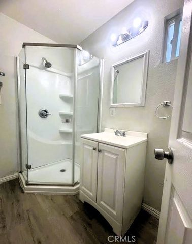 13107 Jarvis, Los Angeles, CA 90061