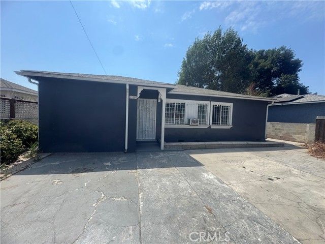 13107 Jarvis, Los Angeles, CA 90061