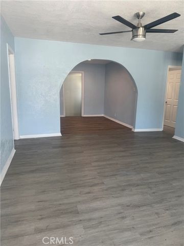 13107 Jarvis, Los Angeles, CA 90061