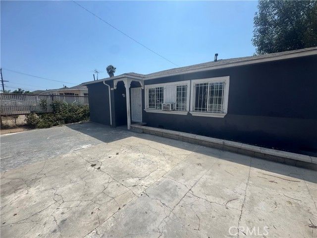 13107 Jarvis, Los Angeles, CA 90061