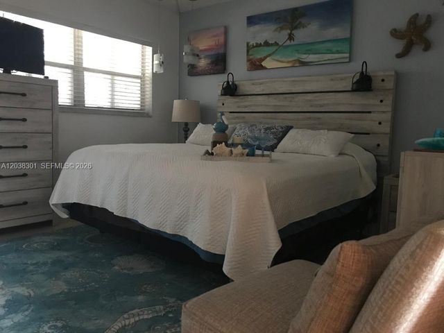 320 S Surf Rd 305, Hollywood, FL 33019