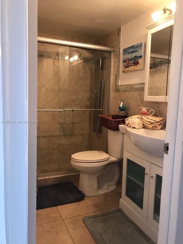 320 S Surf Rd 305, Hollywood, FL 33019