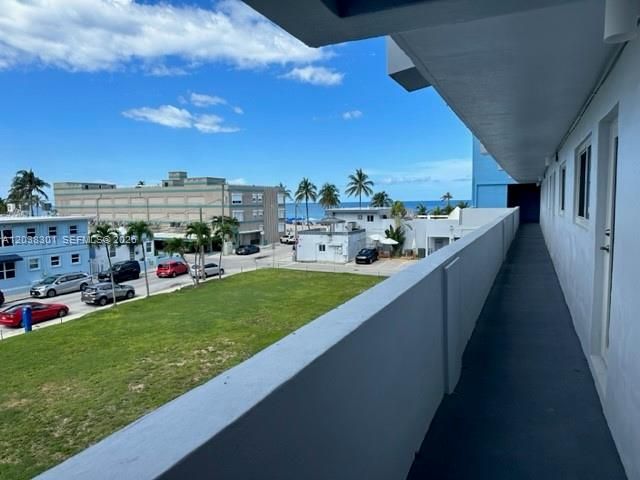 320 S Surf Rd 305, Hollywood, FL 33019