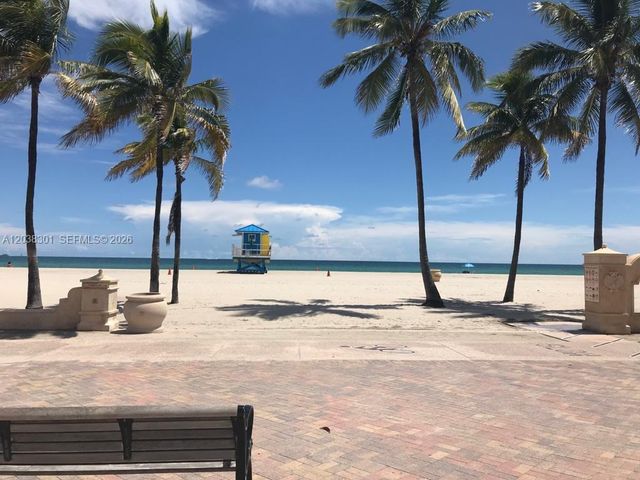 320 S Surf Rd 305, Hollywood, FL 33019