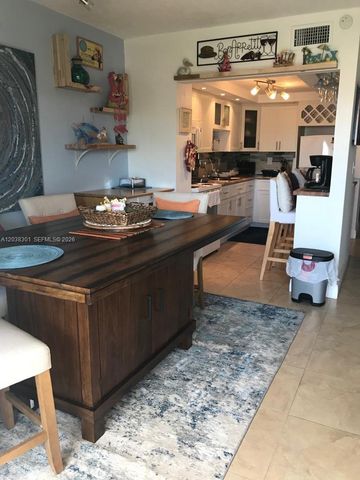 320 S Surf Rd 305, Hollywood, FL 33019
