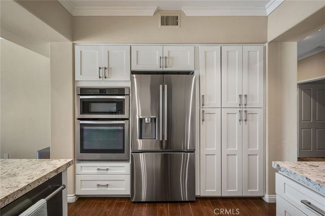 2600 213 Newport, Newport Beach, CA 92663