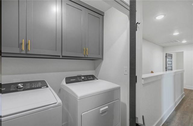 1100 Lockheed Street, Bentonville, AR 72712