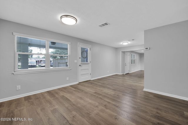 1104 BOCA GRANDE Avenue, Jacksonville, FL 32233