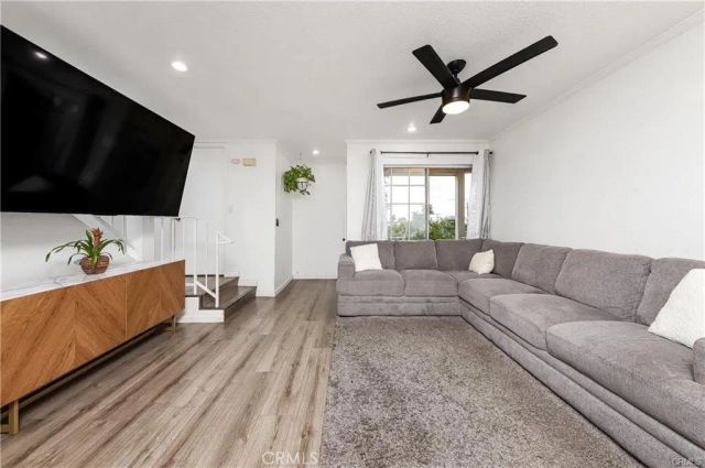 13750 Hubbard Street 77, Sylmar, CA 91342