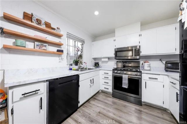 13750 Hubbard Street 77, Sylmar, CA 91342