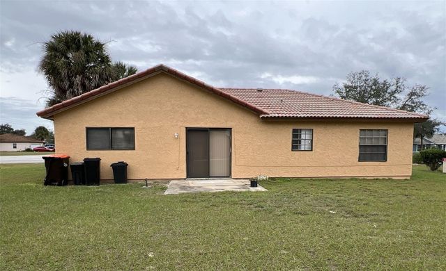 319 OAK TRACK DRIVE, Ocala, FL 34472