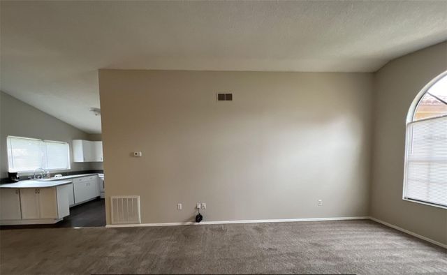 319 OAK TRACK DRIVE, Ocala, FL 34472