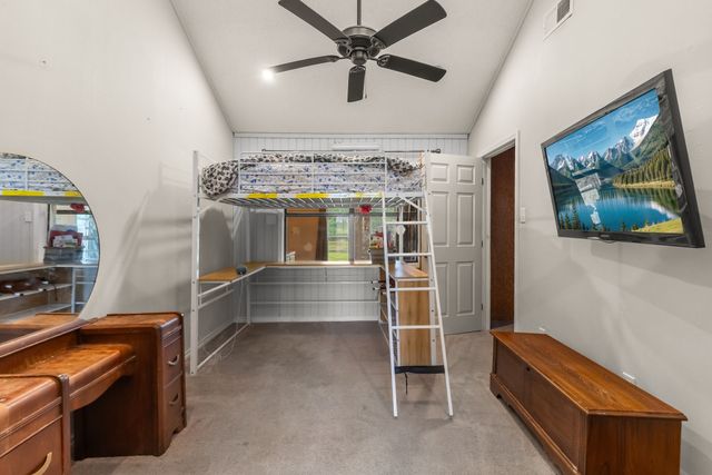 451 Vz County Road 1118, Grand Saline, TX 75140