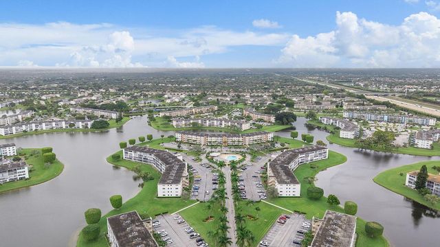 1071 Guildford D, Boca Raton, FL 33434