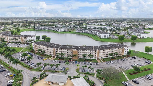 1071 Guildford D, Boca Raton, FL 33434
