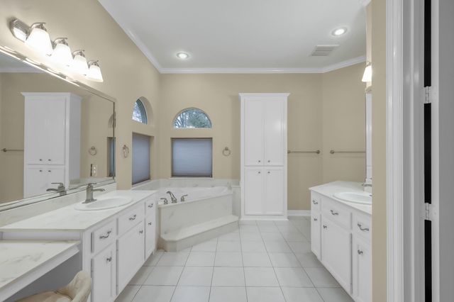 3079 Bentwater Drive, Montgomery, TX 77356