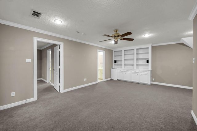 3079 Bentwater Drive, Montgomery, TX 77356