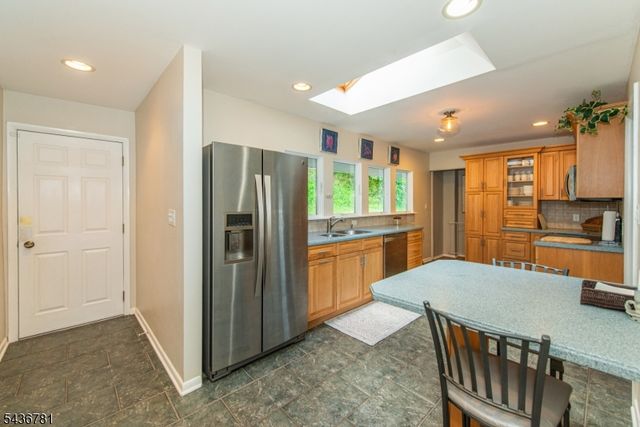 327 Pleasant Hill Rd, Chester Twp., NJ 07836